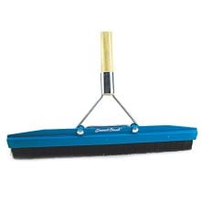 Grandi Groom Carpet Brush