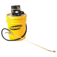 SMK C100WOL Lock‑On Bucket Sprayer with Latch